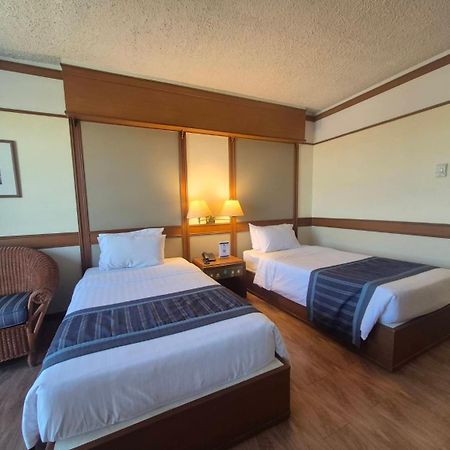 Cholchan Pattaya Beach Resort - Sha Extra Plus Ngoại thất bức ảnh