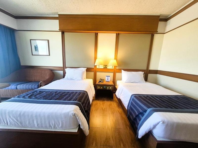Cholchan Pattaya Beach Resort - Sha Extra Plus Ngoại thất bức ảnh
