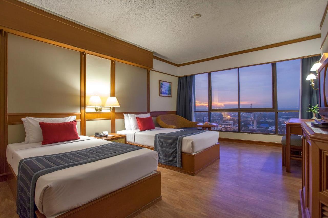 Cholchan Pattaya Beach Resort - Sha Extra Plus Ngoại thất bức ảnh Deluxe Room